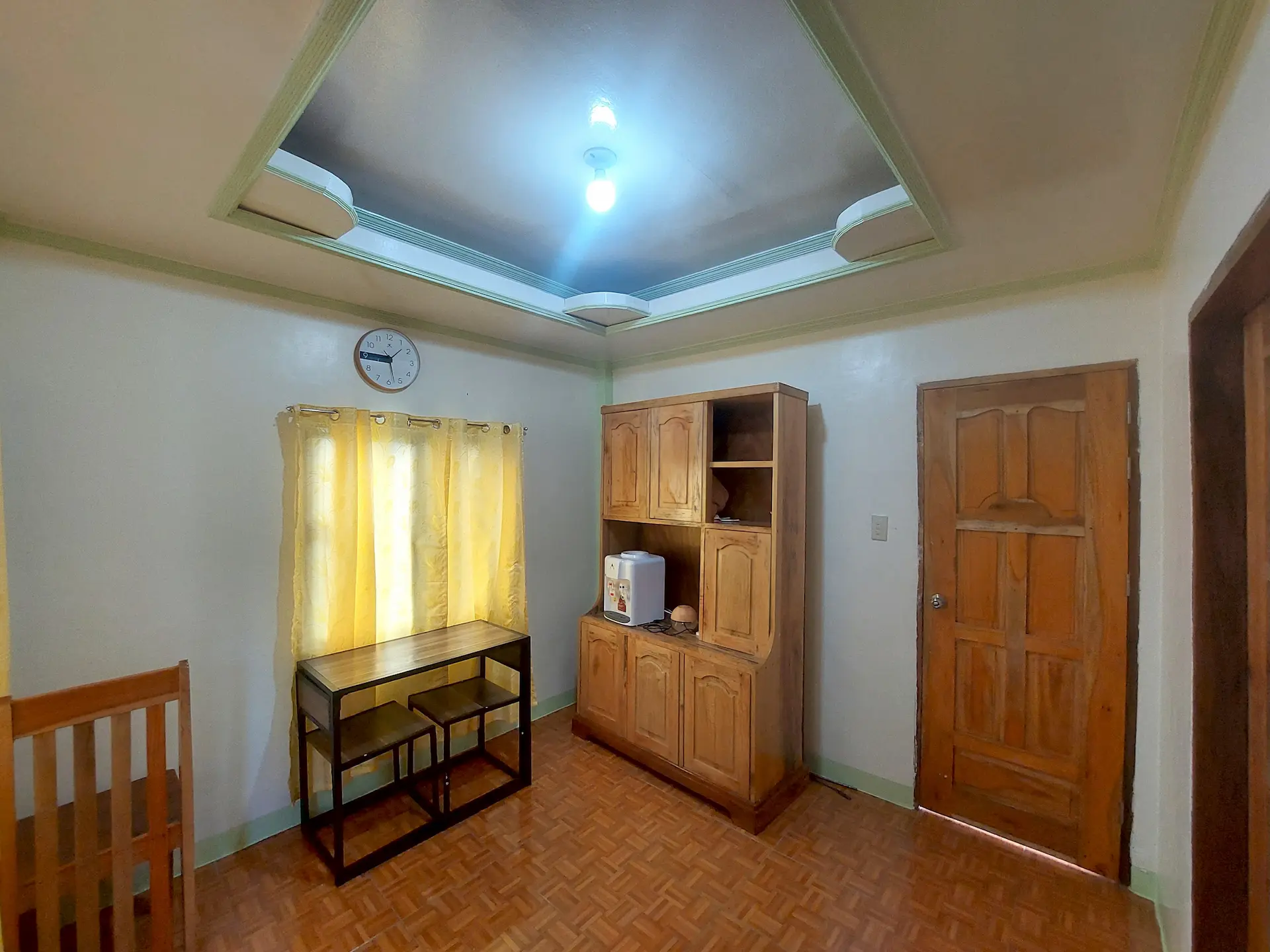 Snug Family Room spacious living area